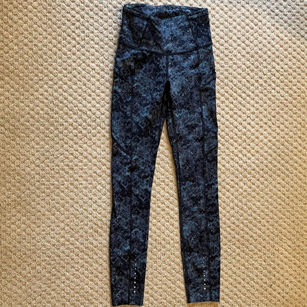 lululemon legging size 2